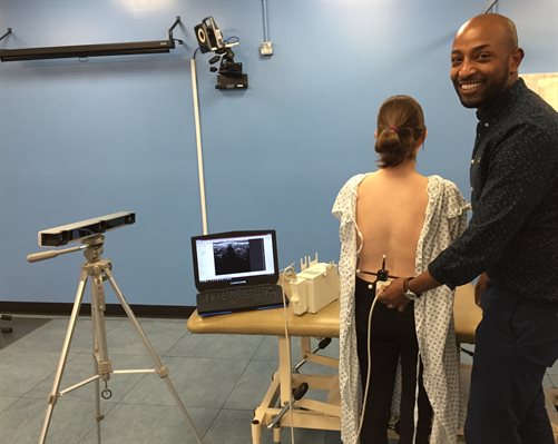 Patient having 3D ultrasound scan
